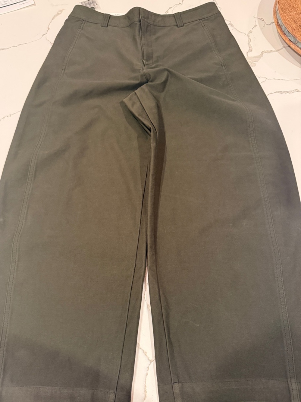 Uniqlo Women's Wide Leg Barrel Pants in Olive